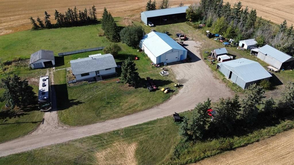 70054 TWP RD 715   - Photo 1