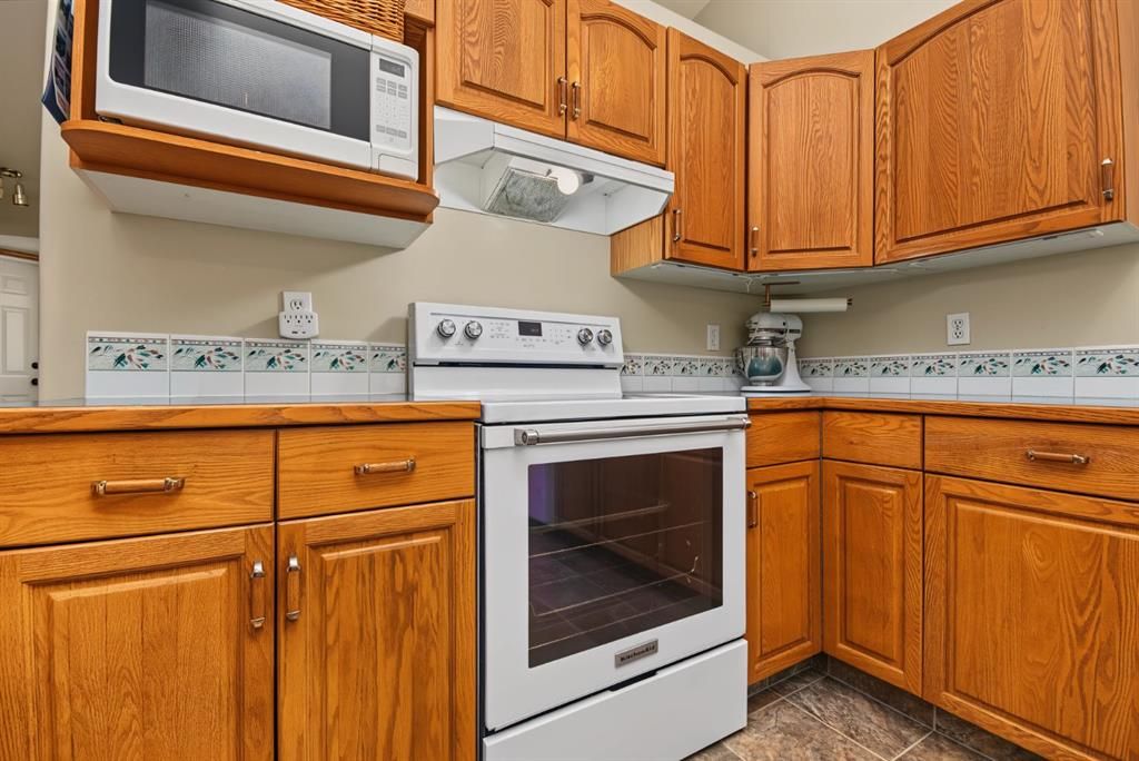 12418 96A Street  - Photo 10
