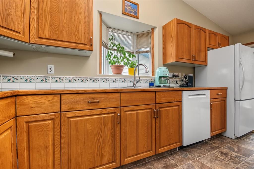 12418 96A Street  - Photo 11
