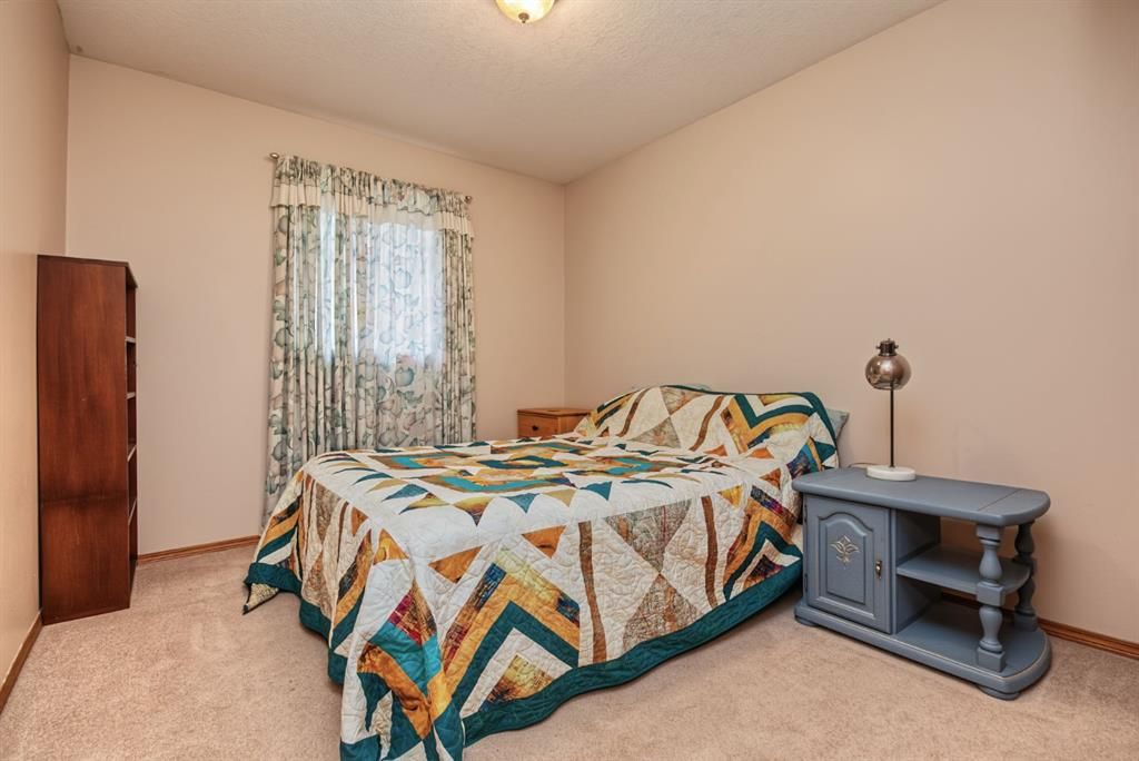 12418 96A Street  - Photo 18