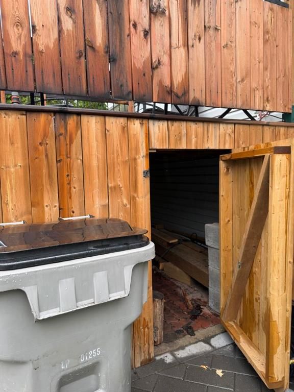 11104 92A Street  - Photo 31