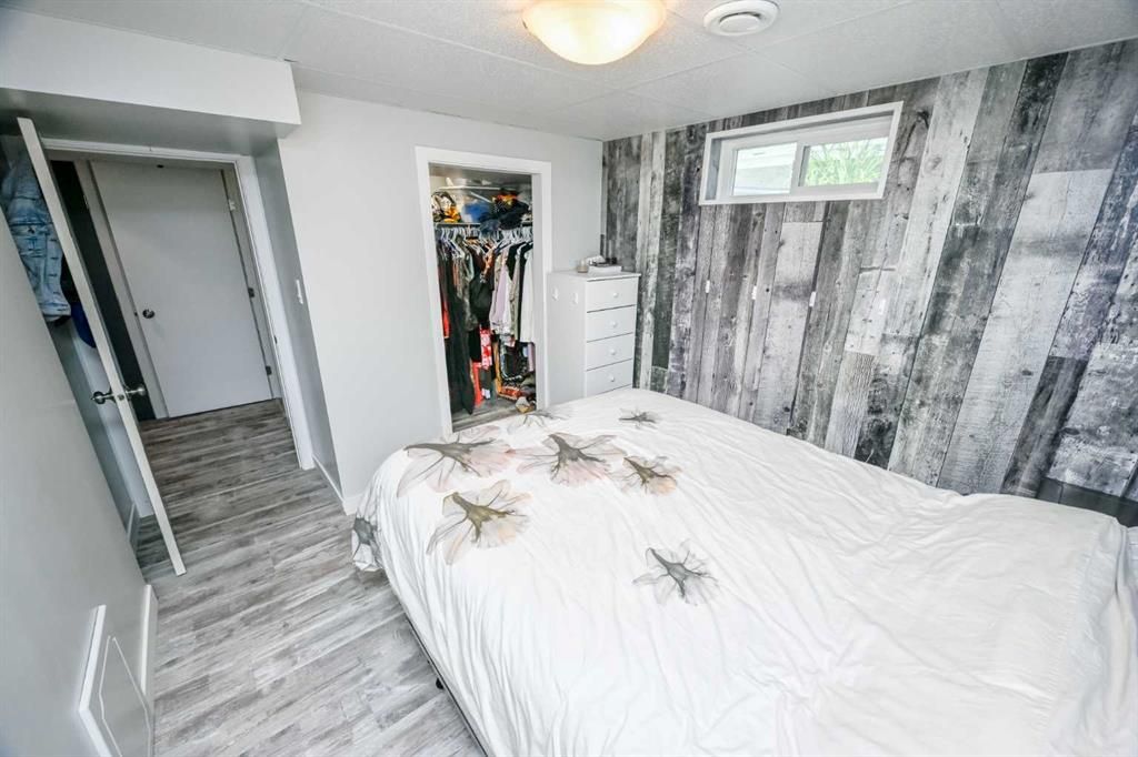 9703 87 Avenue  - Photo 16