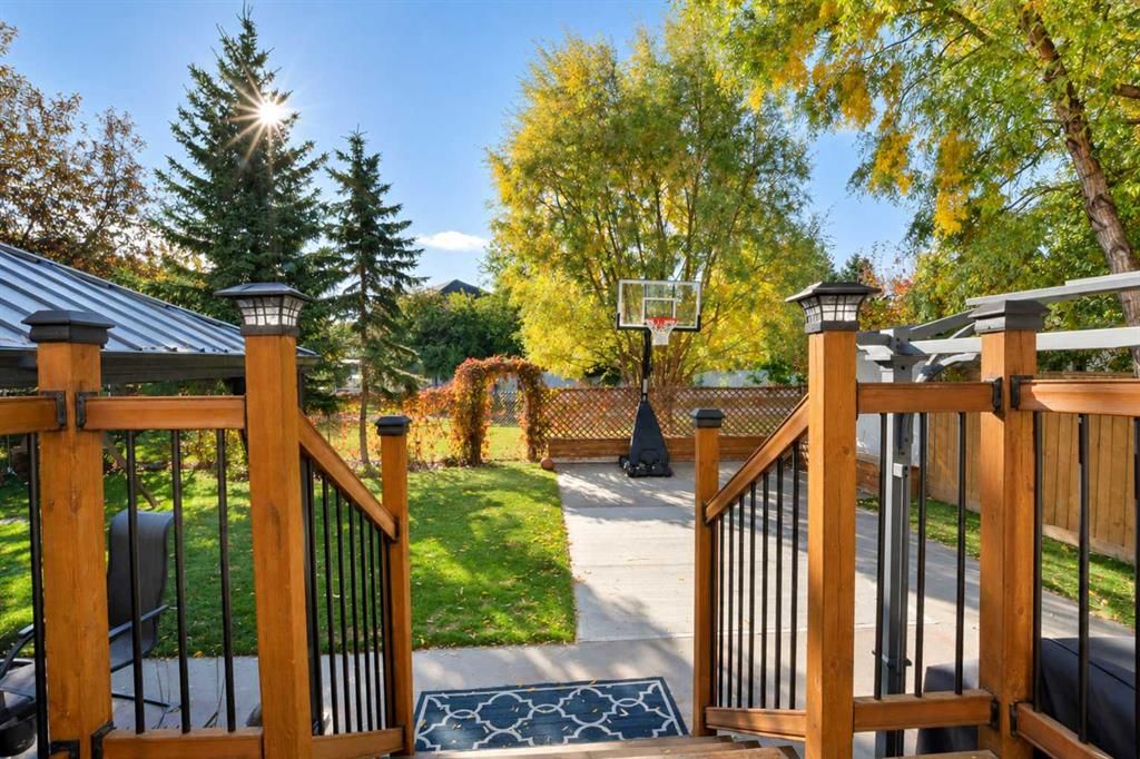 10235 75A Avenue  - Photo 5