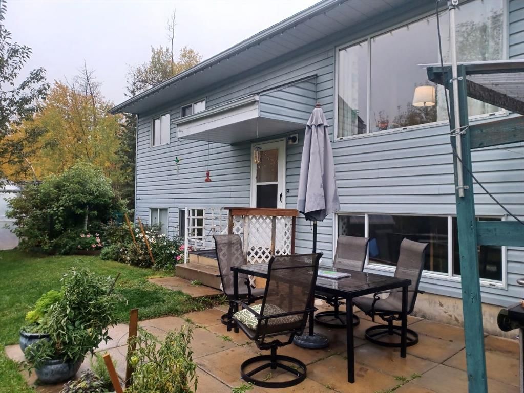 14, 745067 Range Road 55   - Photo 1