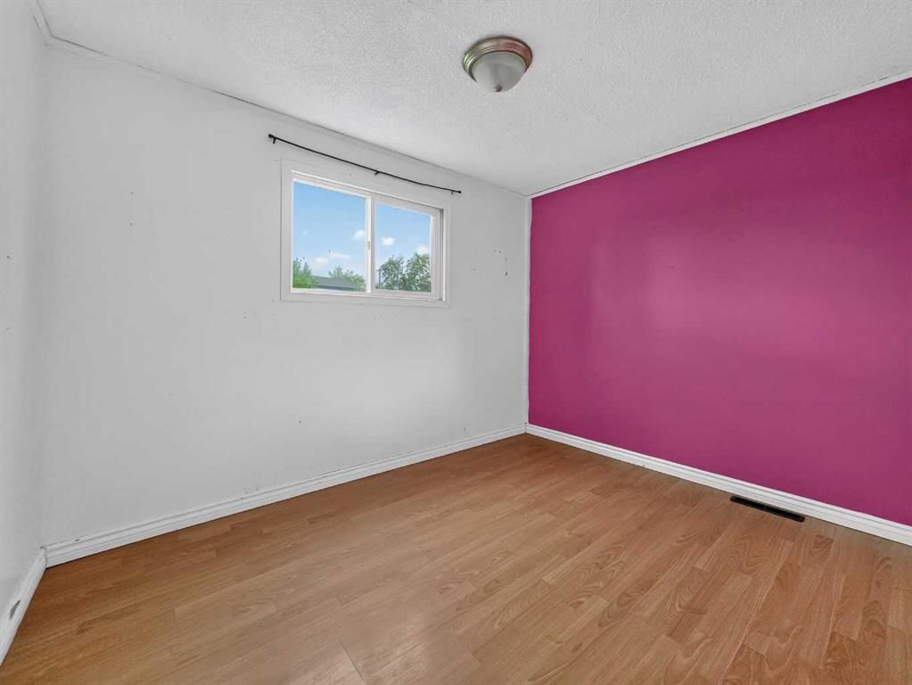9507 107 Avenue  - Photo 6
