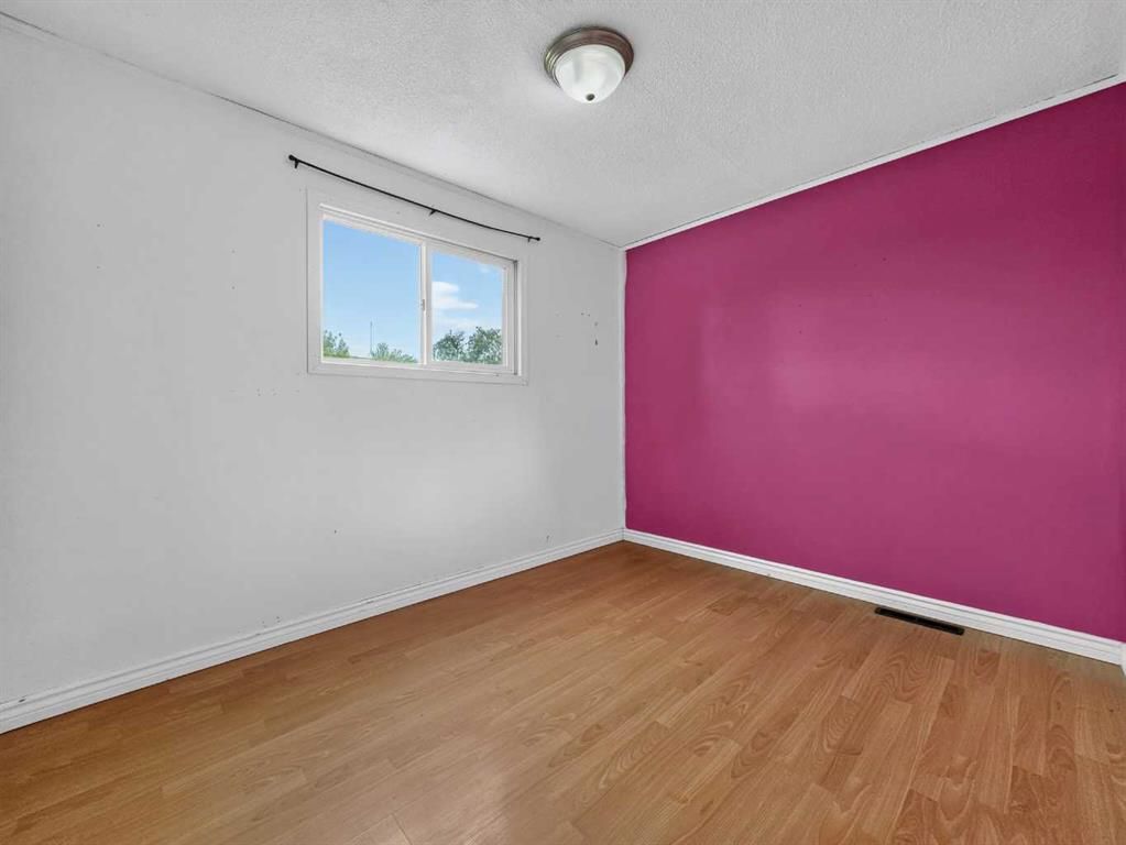 9507 107 Avenue  - Photo 7