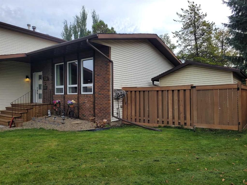 7214 97 Street - Photo 4
