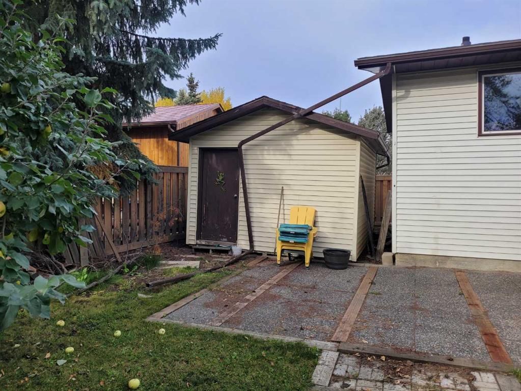 7214 97 Street  - Photo 7