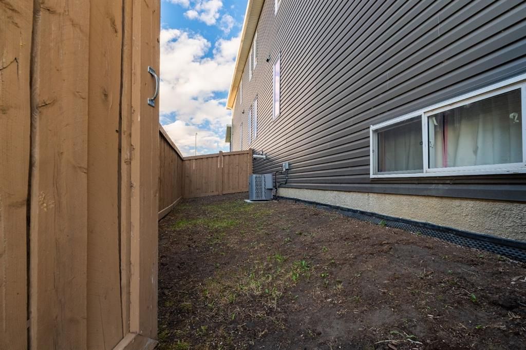 10309B 149 Avenue  - Photo 32