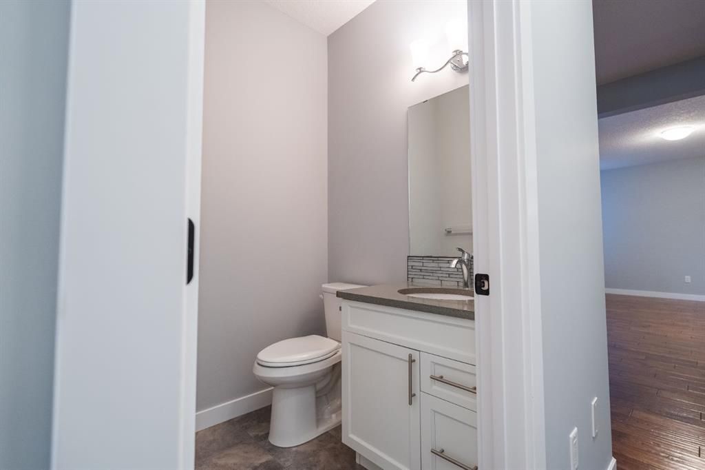 10309B 149 Avenue  - Photo 9