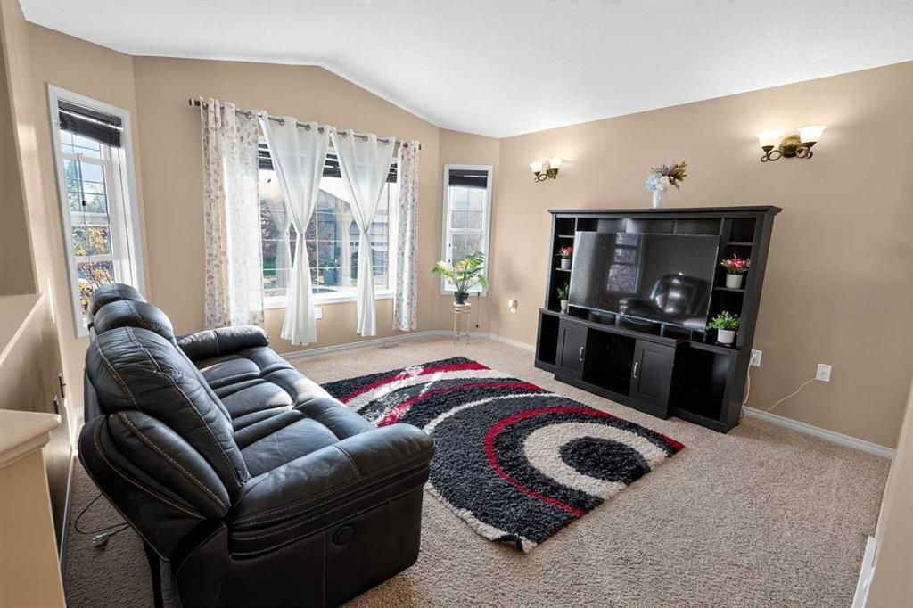 8914 71 Avenue  - Photo 4
