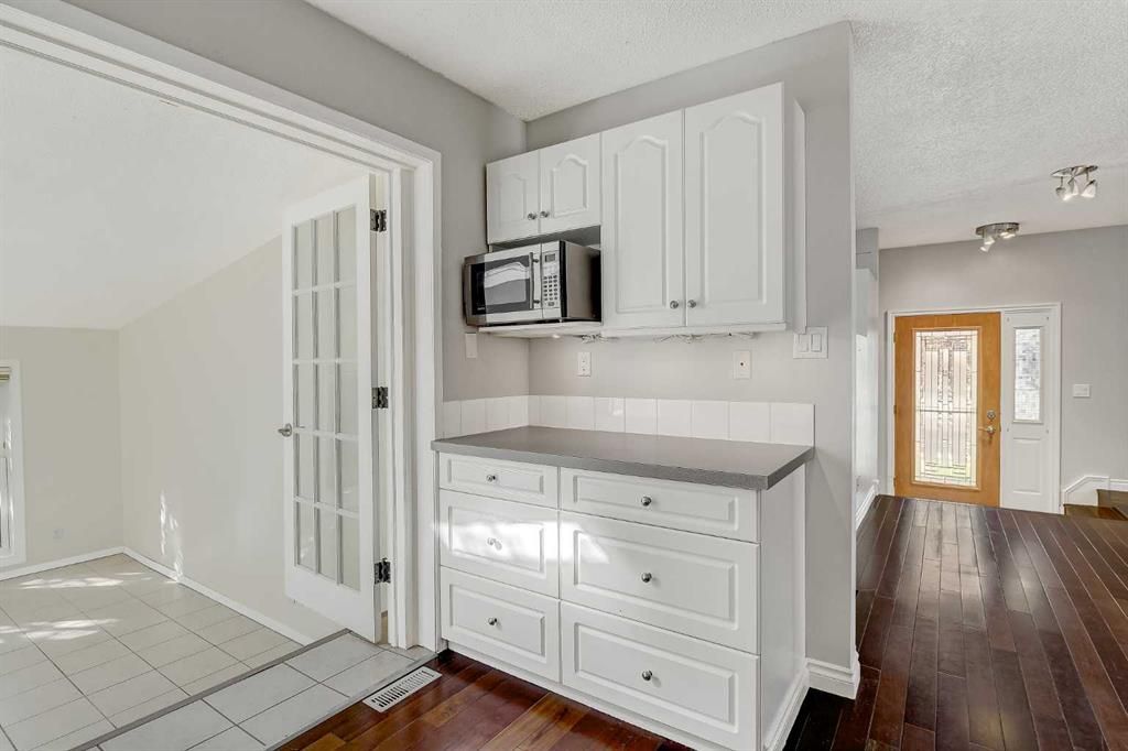 7205 Patterson Drive   - Photo 14