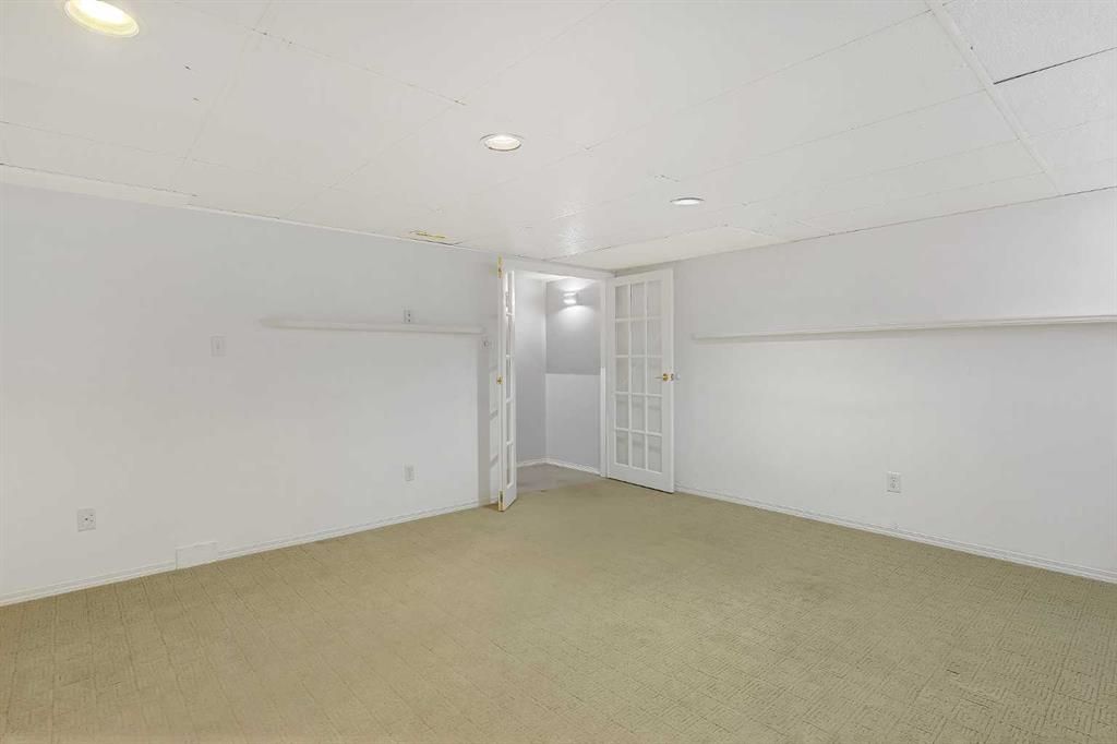 7205 Patterson Drive   - Photo 27
