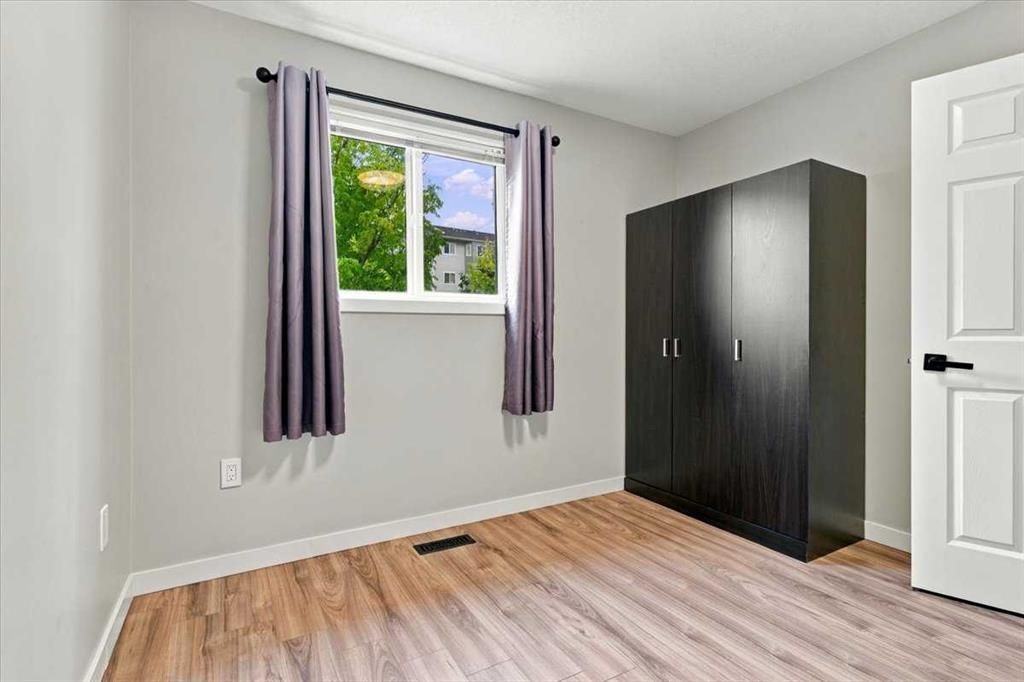 101, 10550 111 Street N - Photo 19