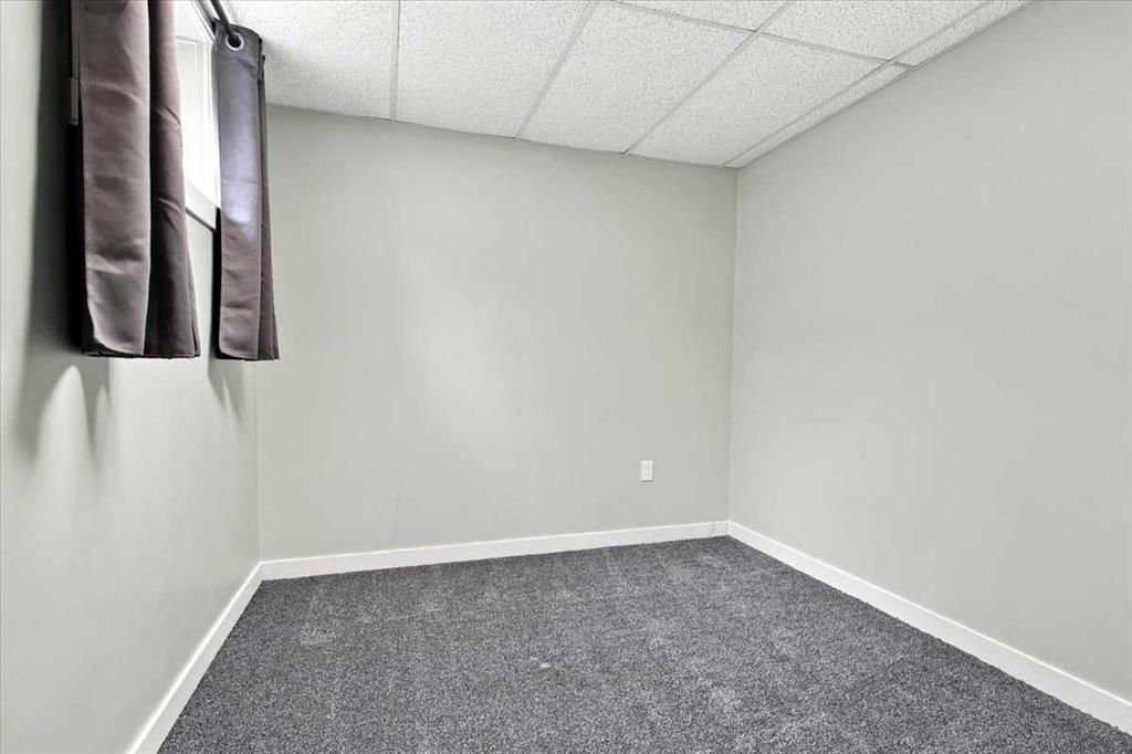 101, 10550 111 Street N - Photo 27