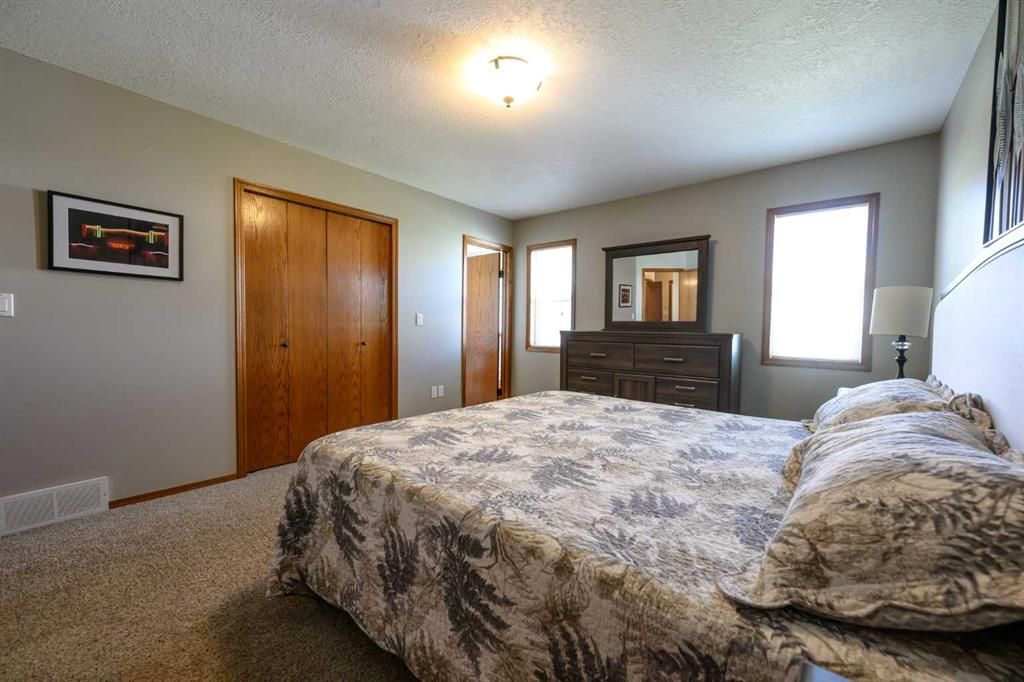 9114 110A Avenue  - Photo 16