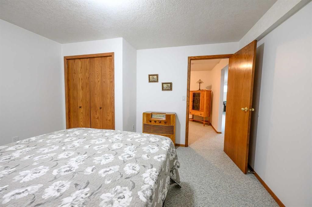 9114 110A Avenue  - Photo 35