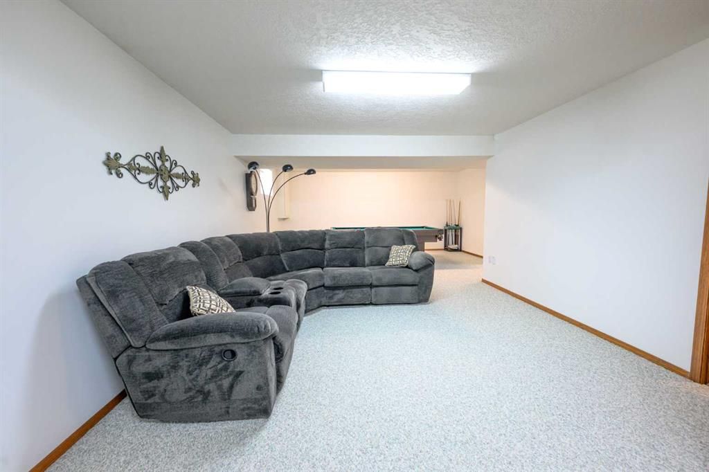 9114 110A Avenue  - Photo 38