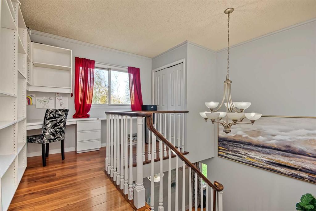 9, 710072 40 Highway  - Photo 23