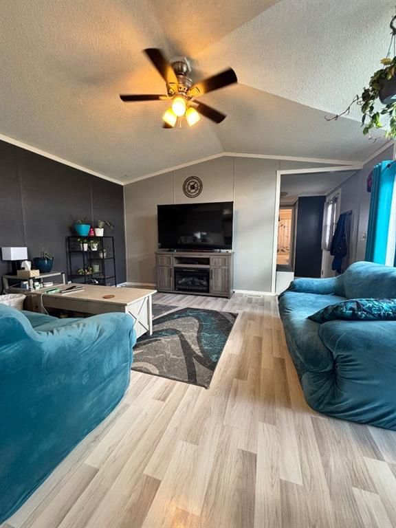 113 Clark Crescent  - Photo 5
