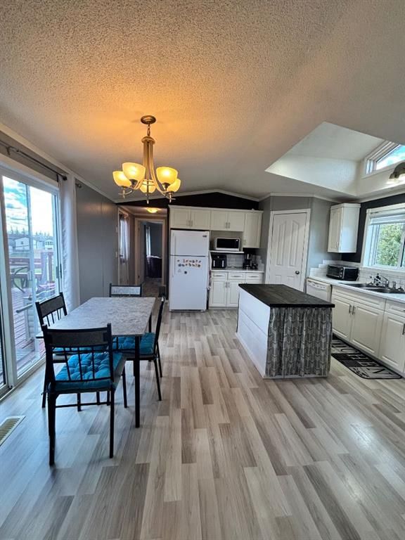 113 Clark Crescent  - Photo 8