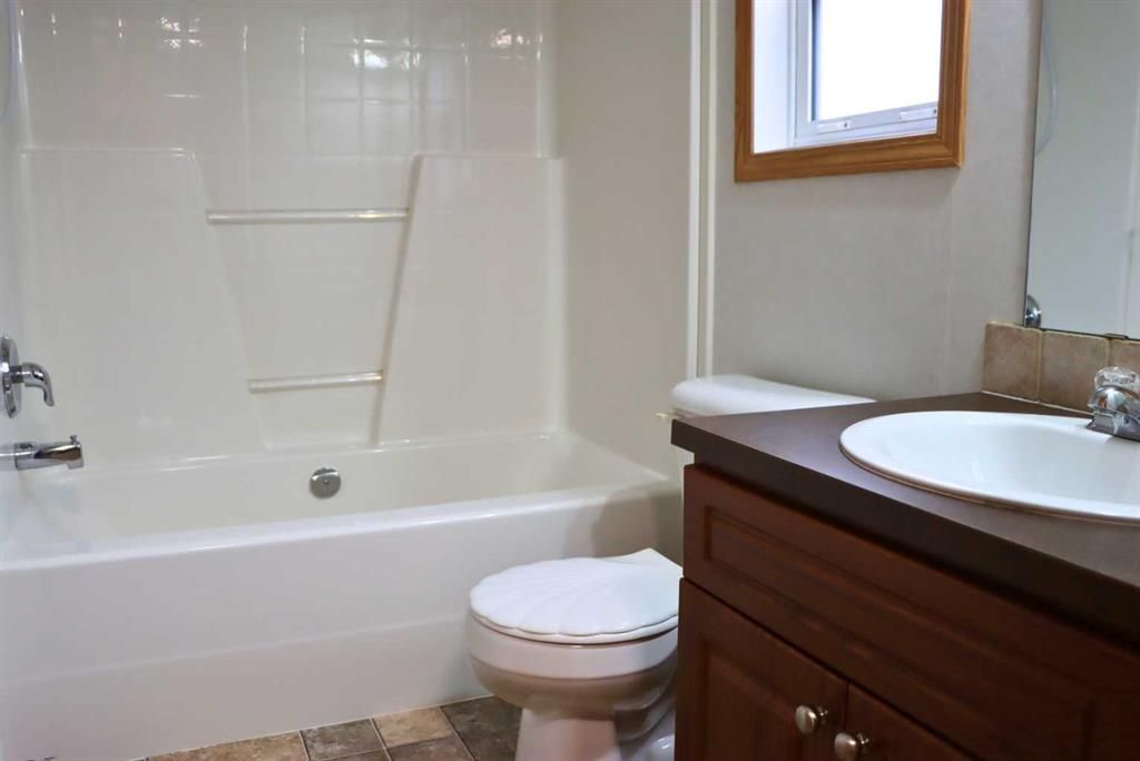4912 54 Street   - Photo 25