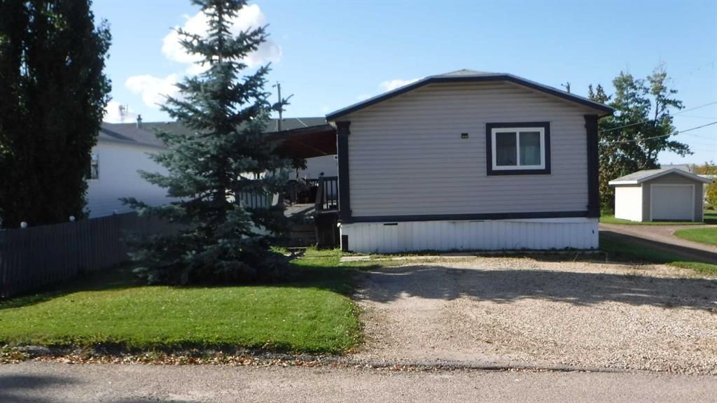 4912 54 Street   - Photo 3