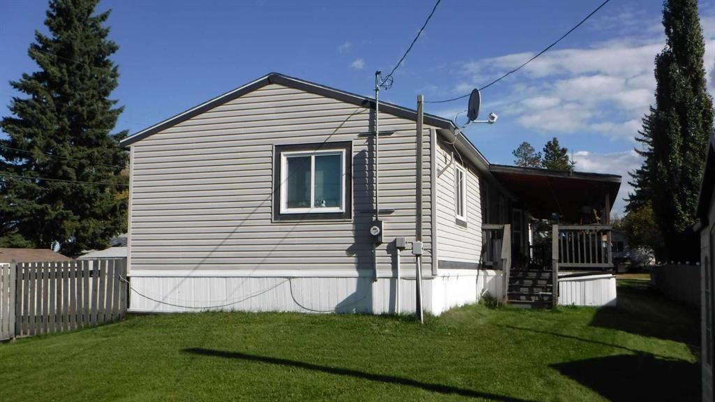 4912 54 Street   - Photo 5