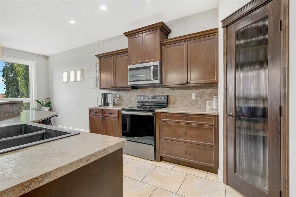 7321 88 Street  - Photo 21