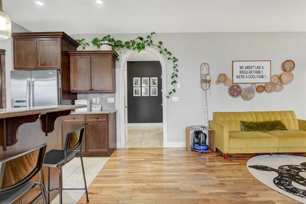 7321 88 Street  - Photo 23