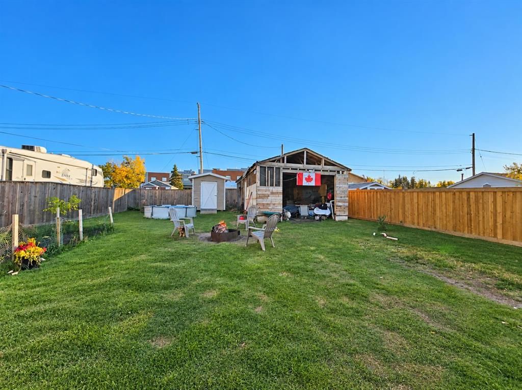 5122 45 Avenue  - Photo 24