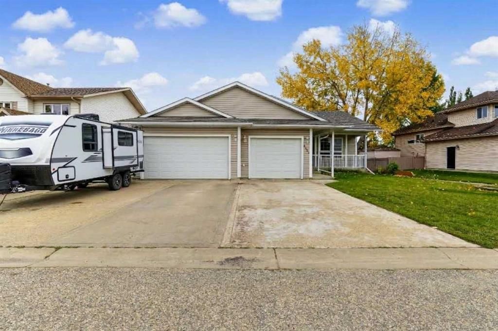 9323 69A Avenue  - Photo 1