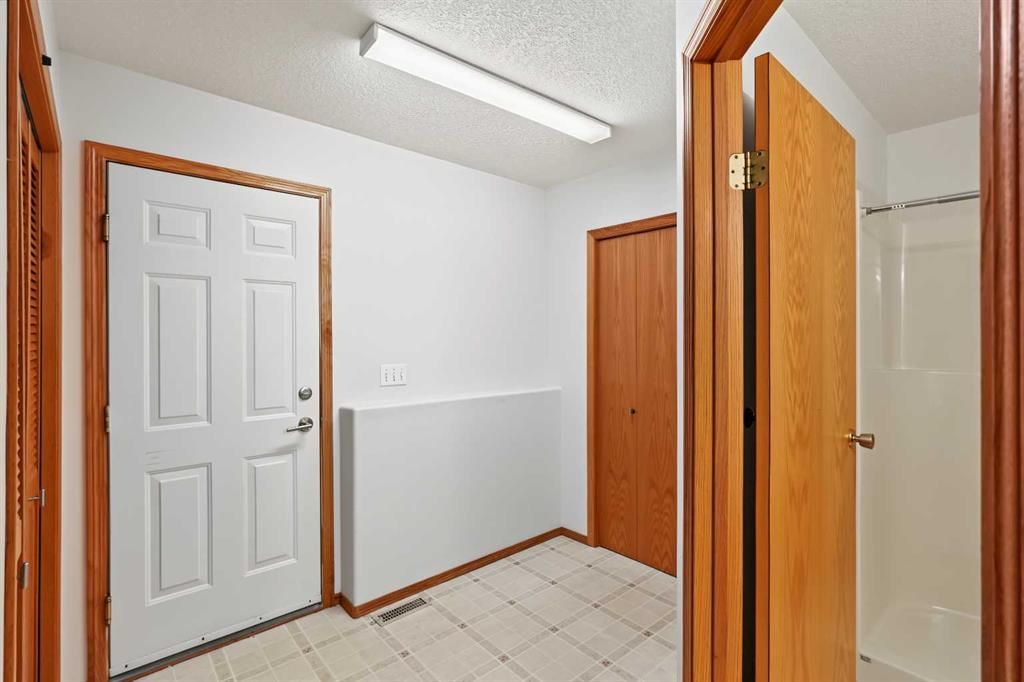 9323 69A Avenue  - Photo 22