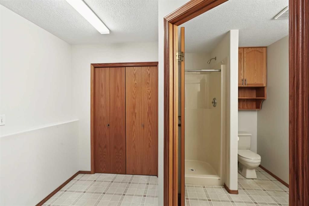 9323 69A Avenue  - Photo 23
