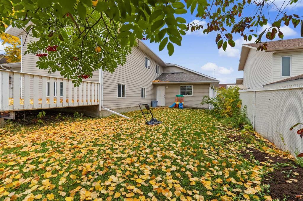 9323 69A Avenue  - Photo 36