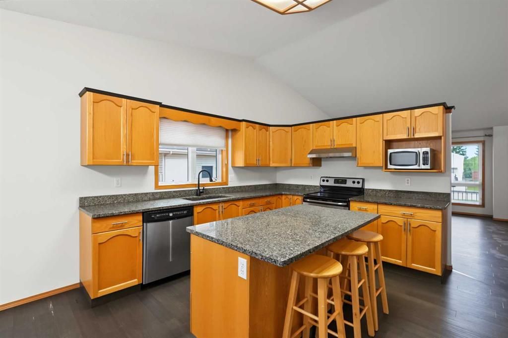9323 69A Avenue  - Photo 6