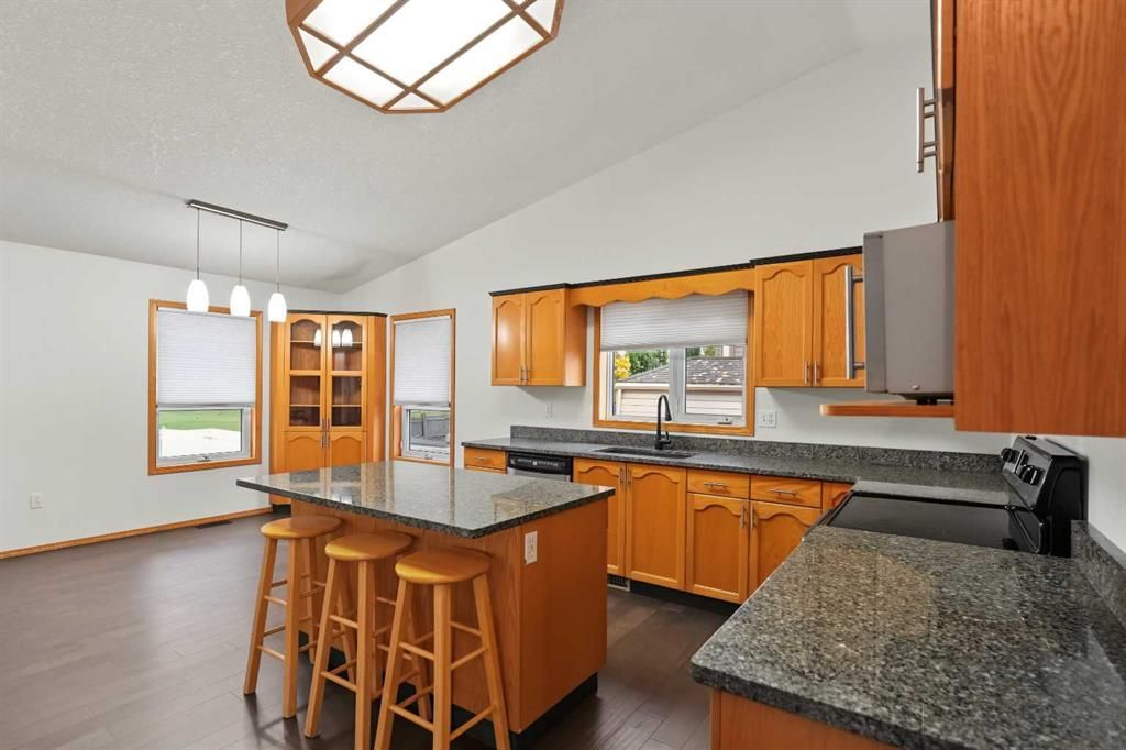 9323 69A Avenue  - Photo 7