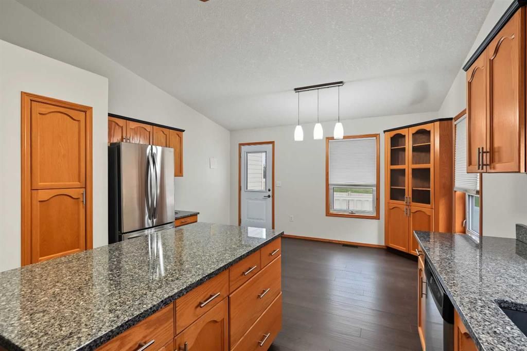 9323 69A Avenue  - Photo 8