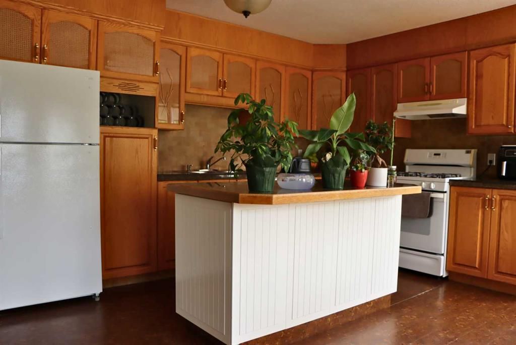 22276 Township Road 704   - Photo 10
