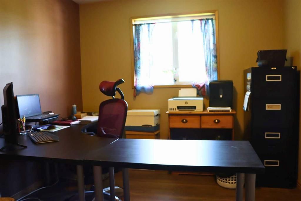 22276 Township Road 704   - Photo 21