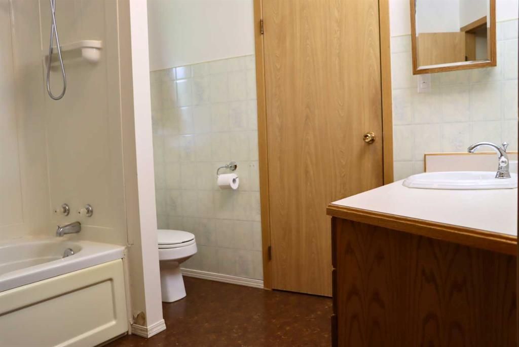 22276 Township Road 704   - Photo 22