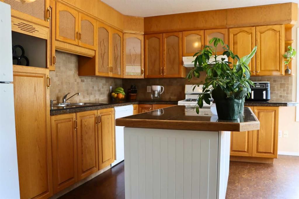 22276 Township Road 704   - Photo 7