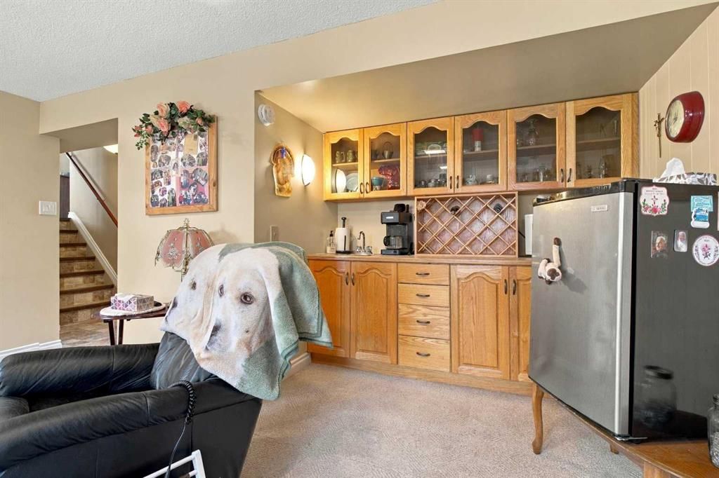 5013 47 Street  - Photo 26