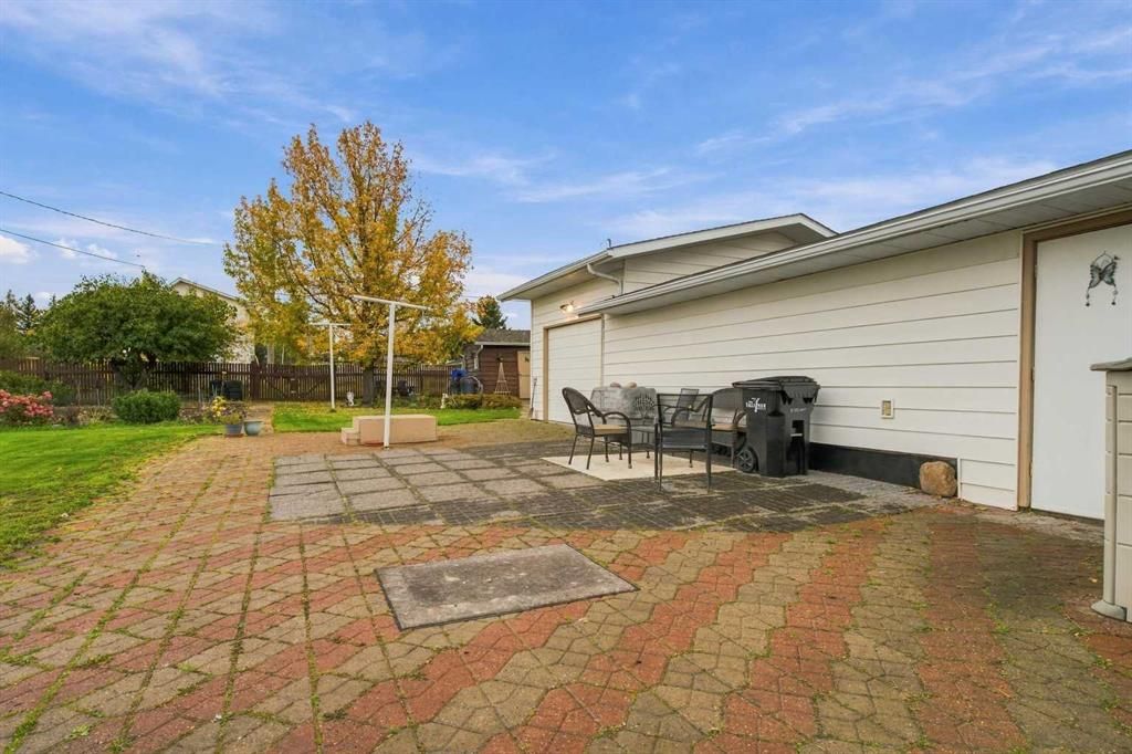 5013 47 Street  - Photo 38