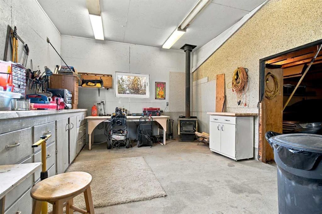 5013 47 Street  - Photo 41