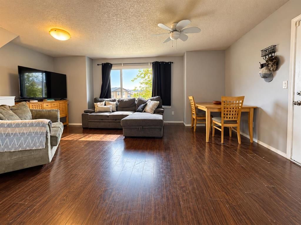 9527 93 Street  - Photo 11