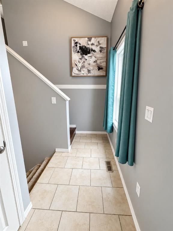 9527 93 Street  - Photo 6