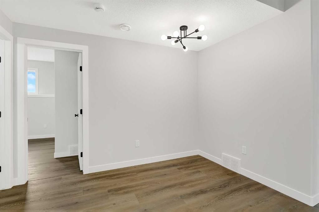8202 87 Street  - Photo 31