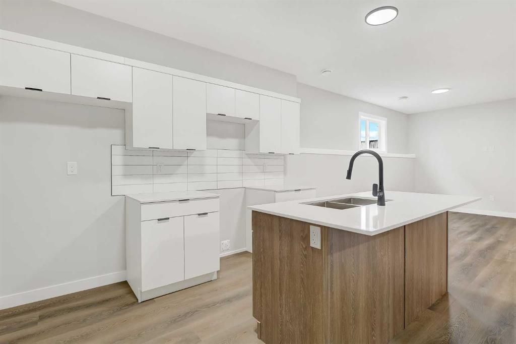 8202 87 Street  - Photo 37