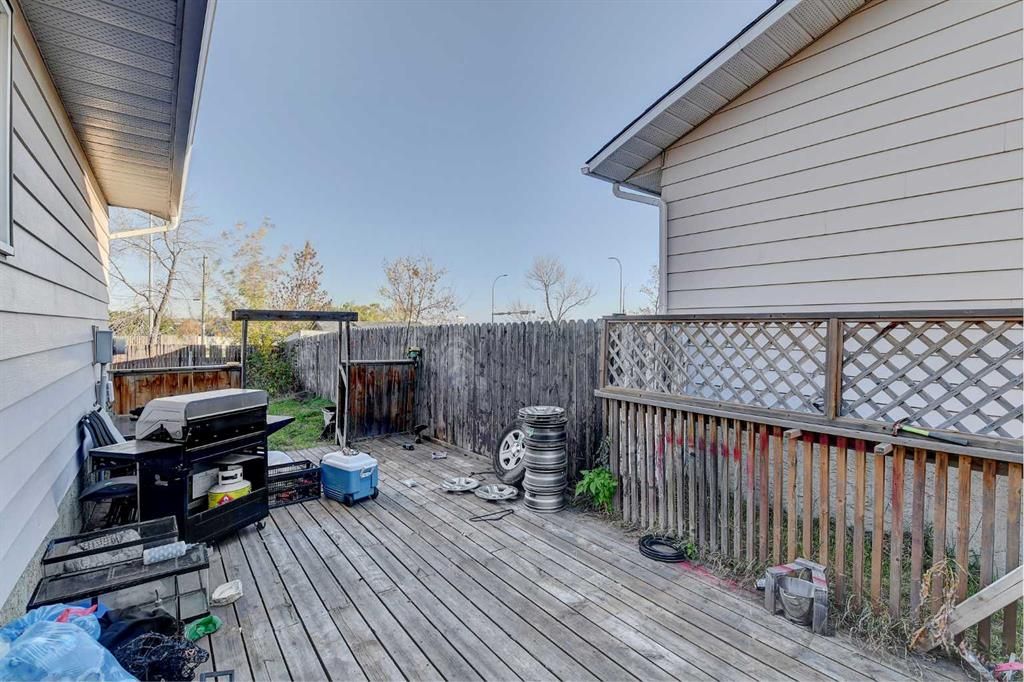 9412 83 Avenue  - Photo 31